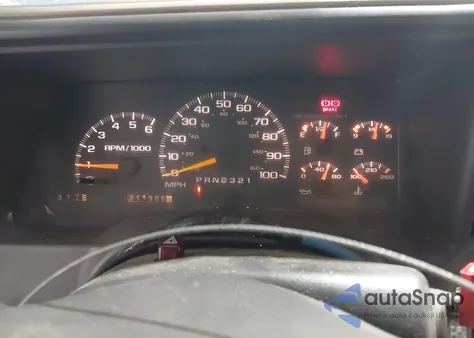 1999 Chevrolet Suburban 1500 Lt from USA, damaged, VIN 1GNFK16R7XJ340449